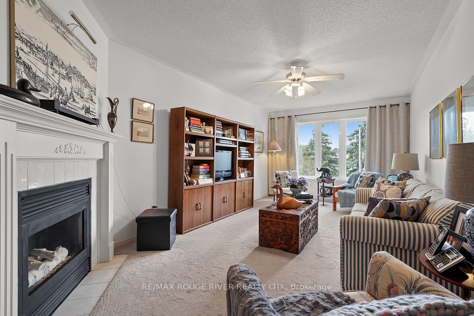 1543 Otonabee Drive, Pickering, ON L1V 6T6 5