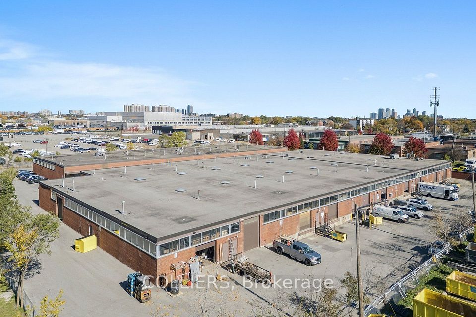 116-122 Howden Road, Toronto, ON M1R 3E4 3