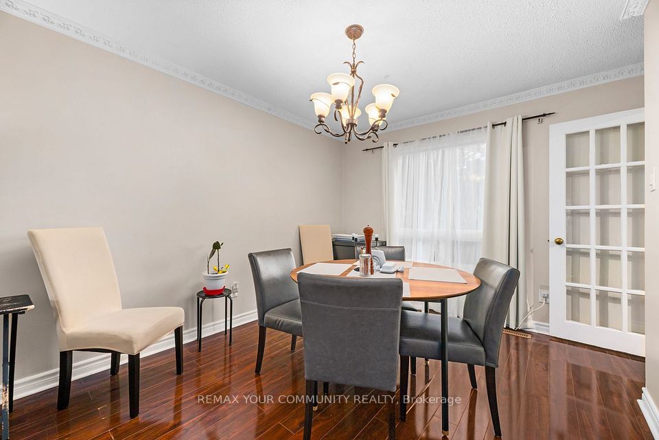 2382 Annan Woods Drive, Pickering, ON L1X 2K7 10