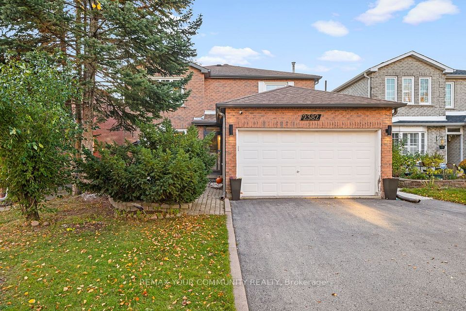 Detached at 2382 Annan Woods Drive, Pickering, ON L1X 2K7