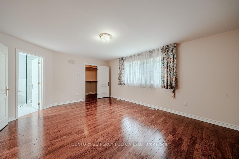 53 Linwood Avenue, Toronto, ON M1S 1H3 19