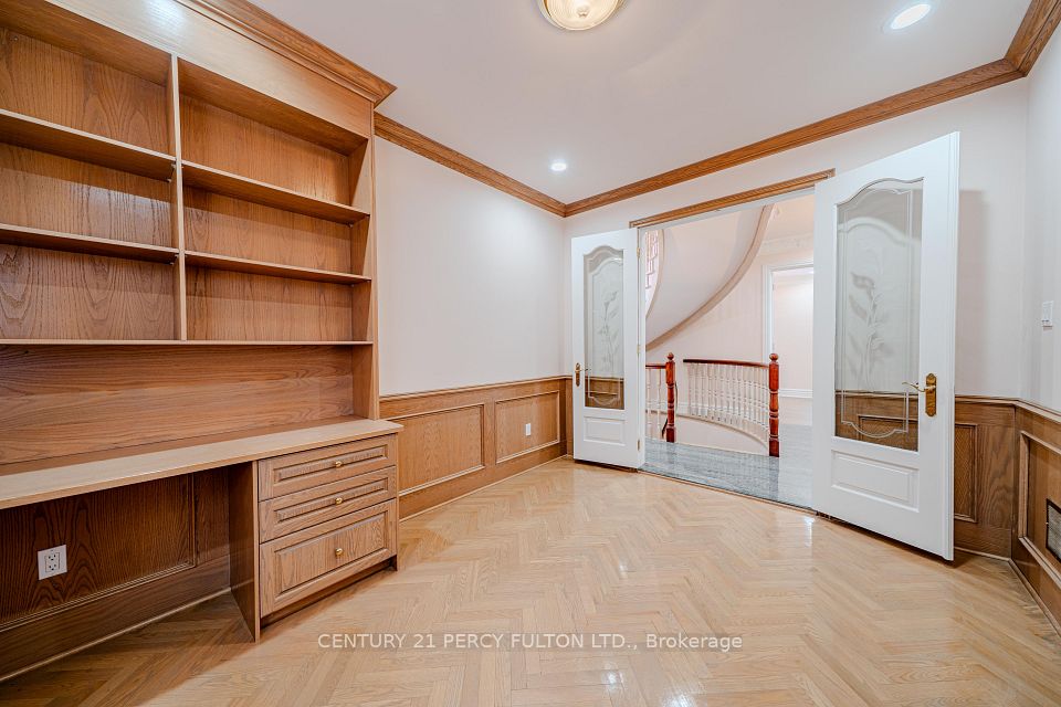 53 Linwood Avenue, Toronto, ON M1S 1H3 11