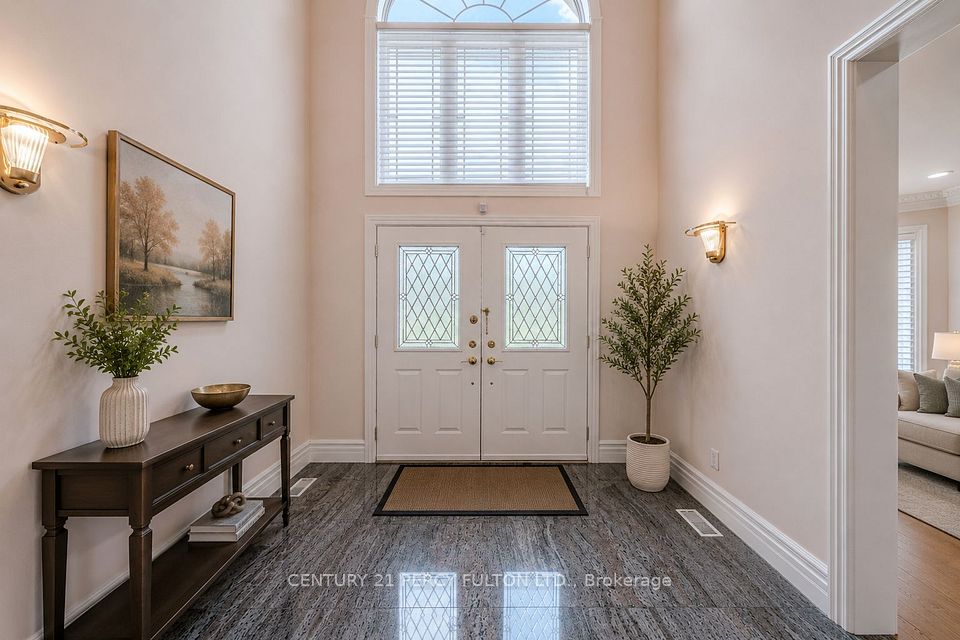 53 Linwood Avenue, Toronto, ON M1S 1H3 4