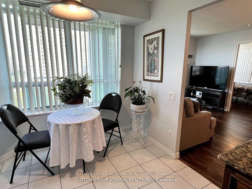 61 Town Centre Court 1403, Toronto, ON M1P 5C5 16