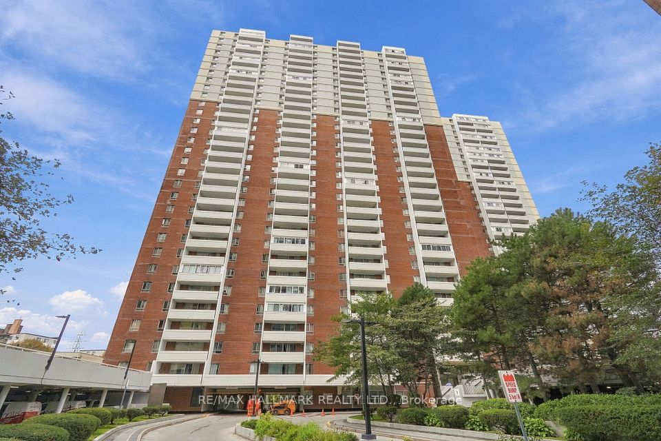 Condo Apartment at 1 Massey Square 1419, Toronto, ON M4C 5L4