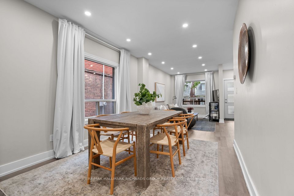 898 Greenwood Avenue, Toronto, ON M4J 4B8 8