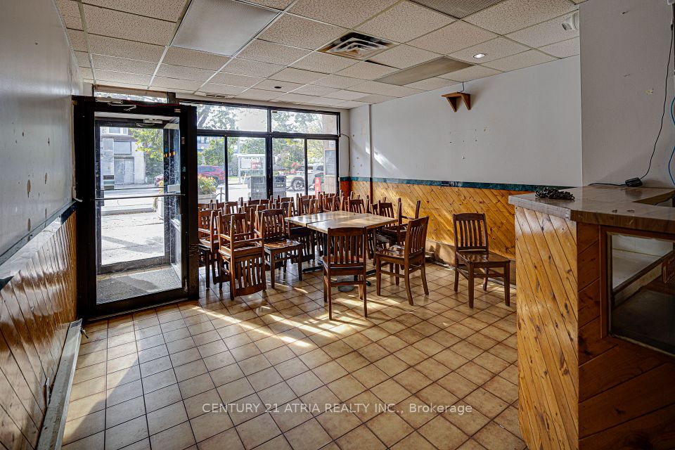 1564 Danforth Avenue, Toronto, ON M4J 1N4 2