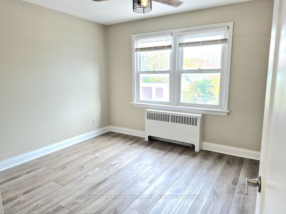 855 Simcoe Street N 2, Oshawa, ON L1G 4W1 10
