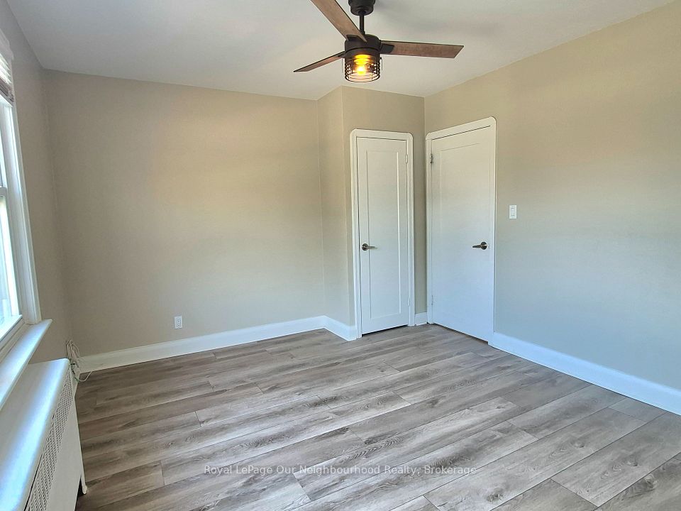 855 Simcoe Street N 2, Oshawa, ON L1G 4W1 12