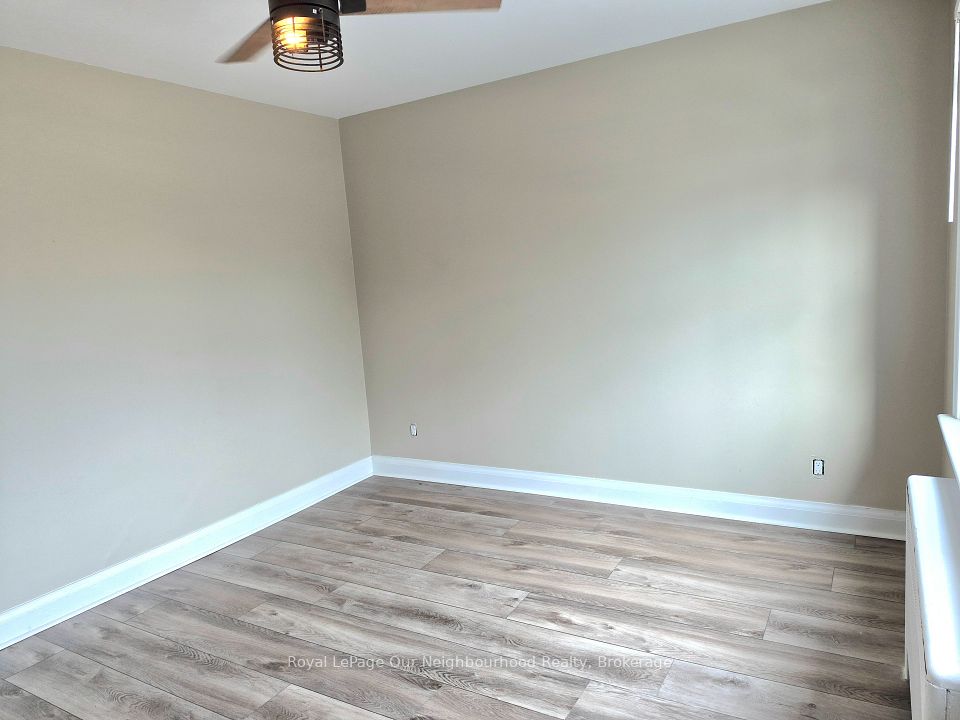 855 Simcoe Street N 2, Oshawa, ON L1G 4W1 11