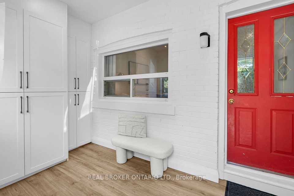 23 Aldridge Avenue, Toronto, ON M4C 3W3 3
