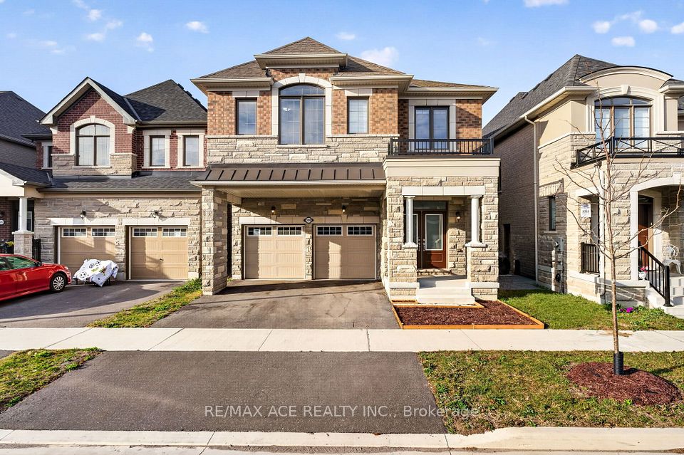 1408 Mockingbird Square, Pickering, ON L1X 0N8 4