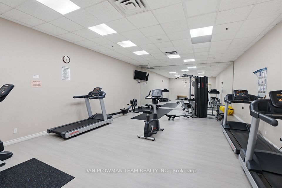 8 Lee Centre Drive 913, Toronto, ON M1H 3H8 20