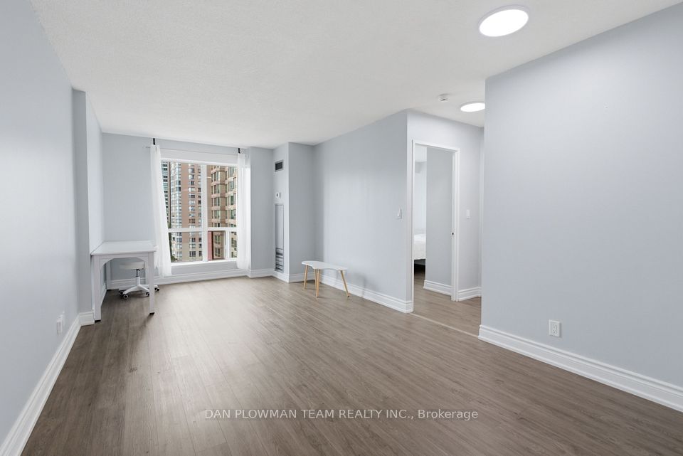 8 Lee Centre Drive 913, Toronto, ON M1H 3H8 10