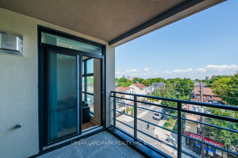 365 Beech Avenue 408, Toronto, ON M4E 0C2 14