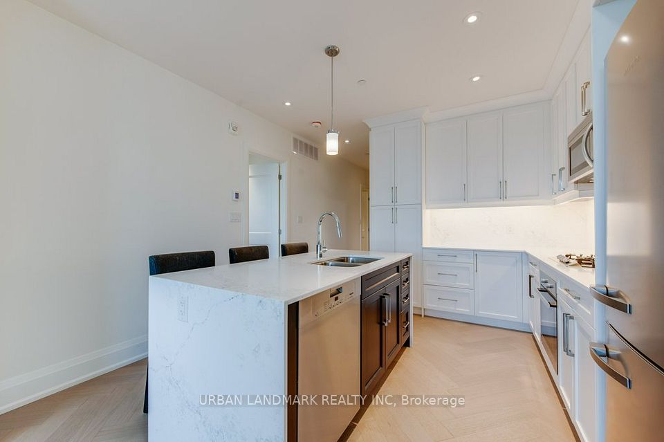 365 Beech Avenue 408, Toronto, ON M4E 0C2 8