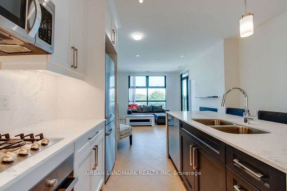365 Beech Avenue 408, Toronto, ON M4E 0C2 4