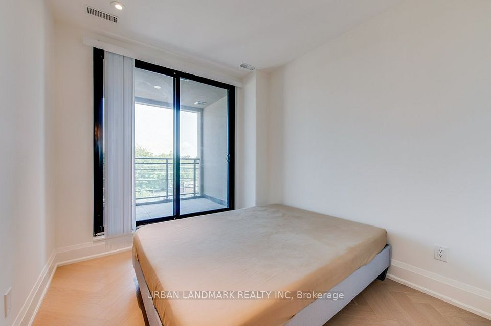 365 Beech Avenue 408, Toronto, ON M4E 0C2 17