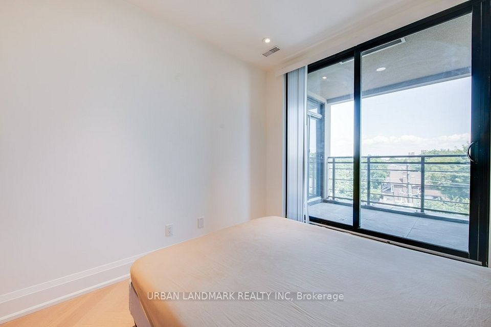 365 Beech Avenue 408, Toronto, ON M4E 0C2 18