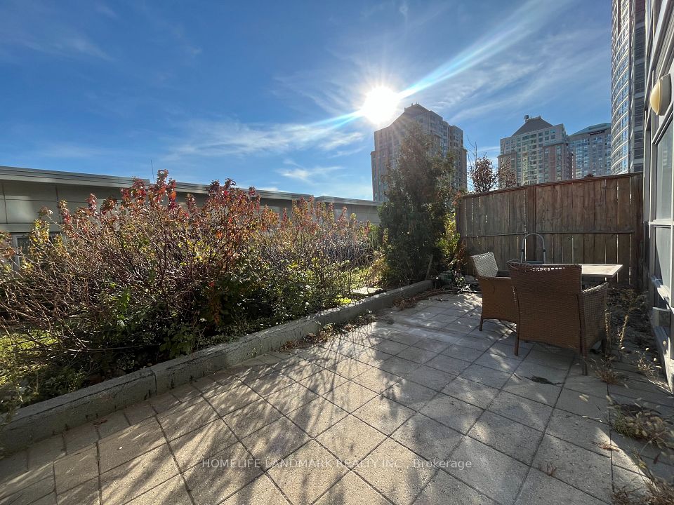 38 Lee Centre Drive 508, Toronto, ON M1H 3J7 13