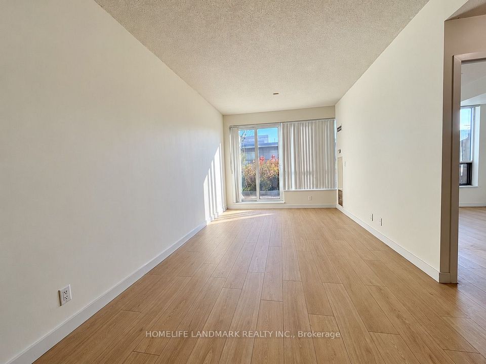 38 Lee Centre Drive 508, Toronto, ON M1H 3J7 7