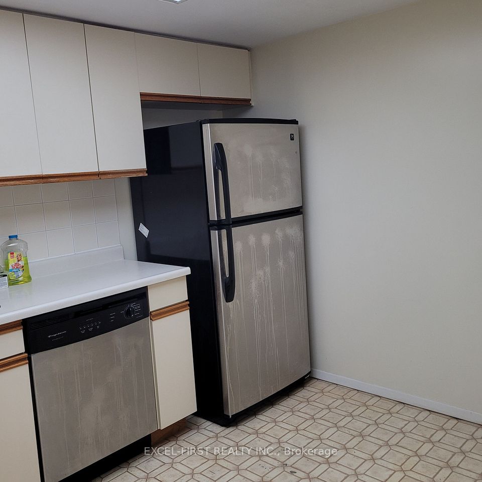 275 Bamburgh Circle 512, Toronto, ON M1W 3X4 11