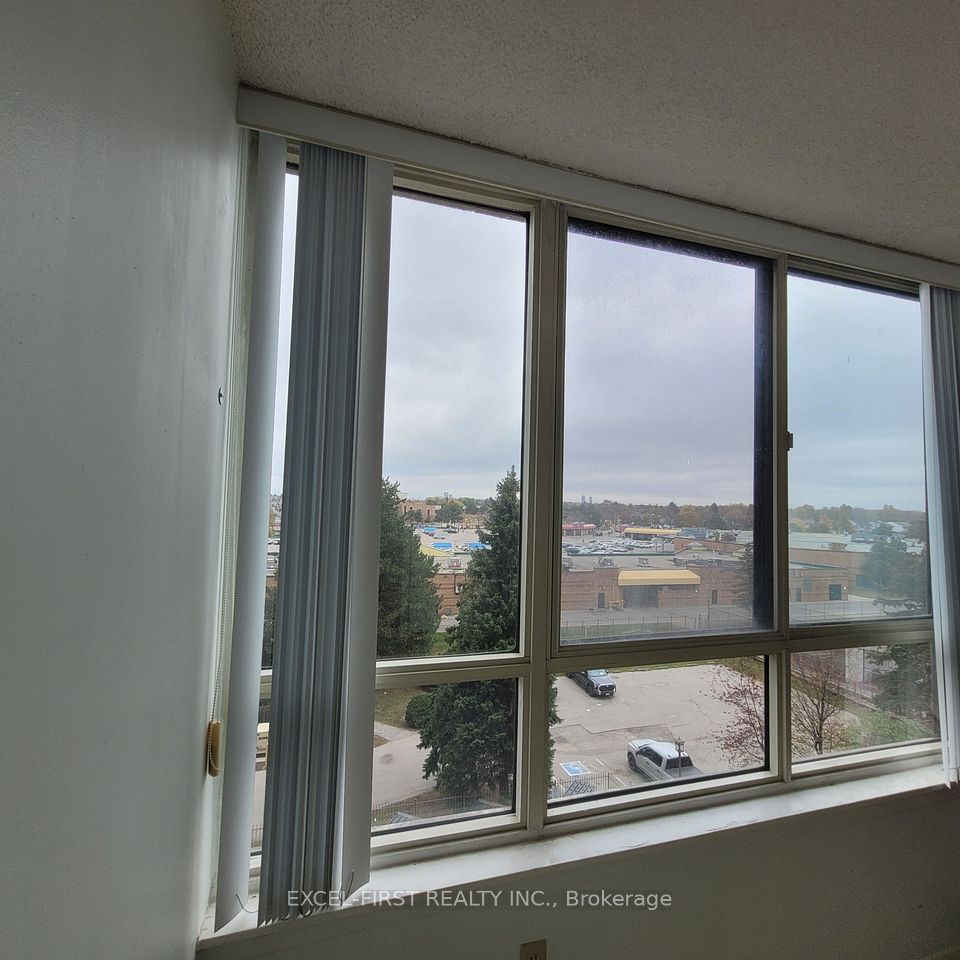 275 Bamburgh Circle 512, Toronto, ON M1W 3X4 20