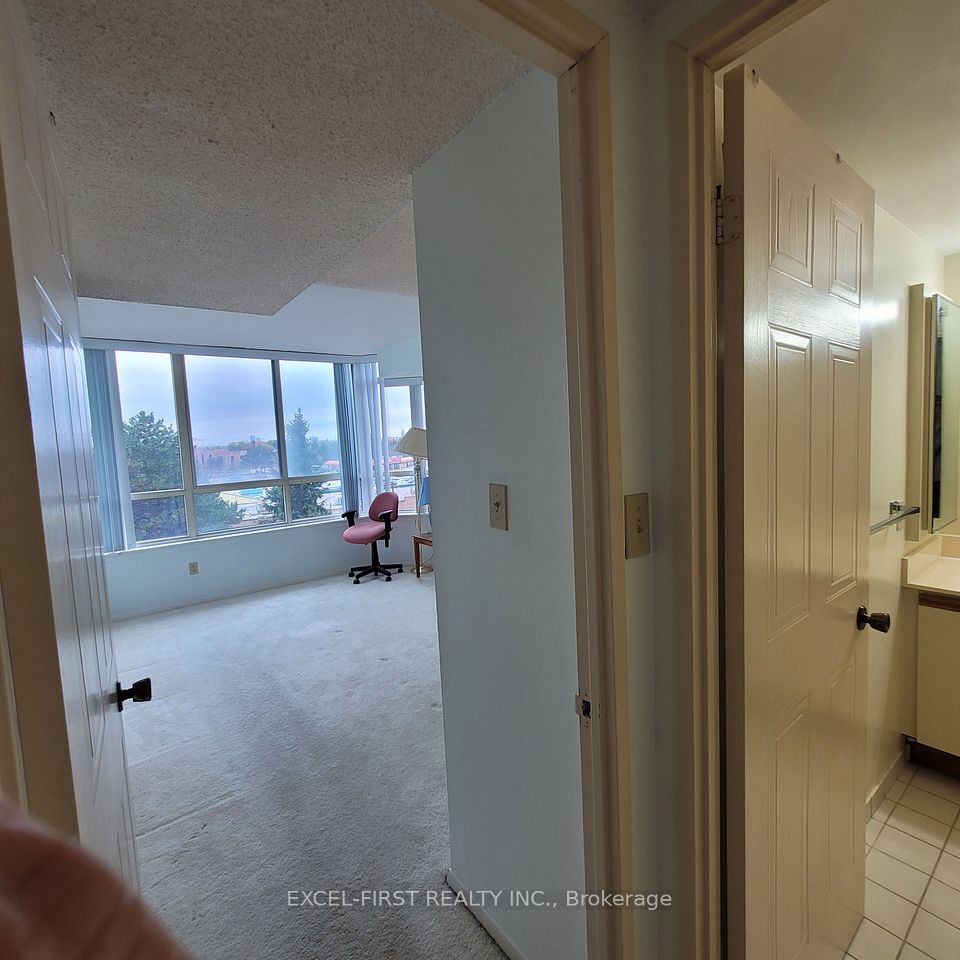 275 Bamburgh Circle 512, Toronto, ON M1W 3X4 16