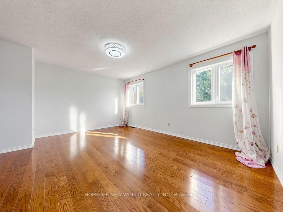 328 Port Royal Trail, Toronto, ON M1V 2L7 24