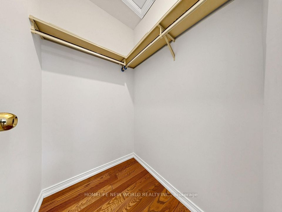 328 Port Royal Trail, Toronto, ON M1V 2L7 22