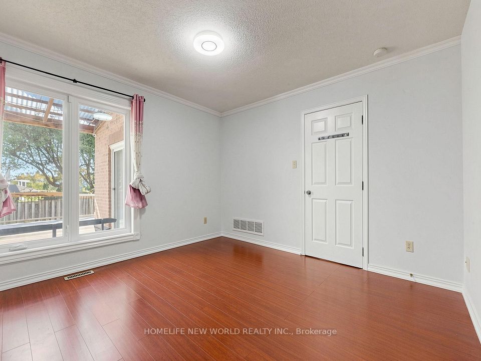 328 Port Royal Trail, Toronto, ON M1V 2L7 13
