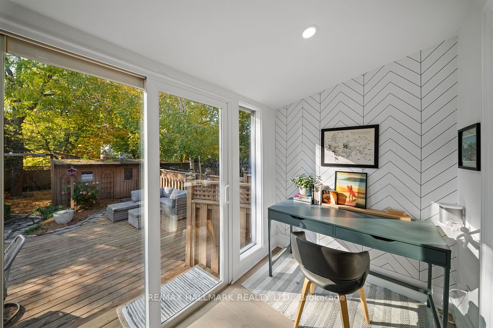 34 Highcroft Road, Toronto, ON M4L 3G2 10