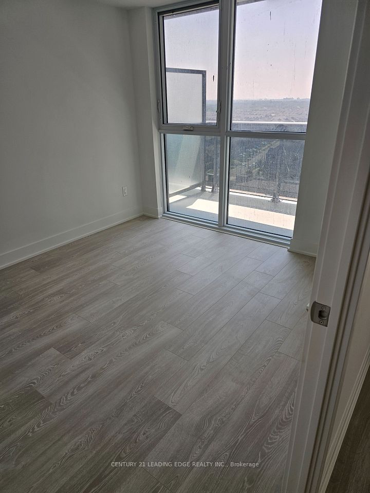 2545 Simcoe Street N 1125, Oshawa, ON L1L 0W3 5