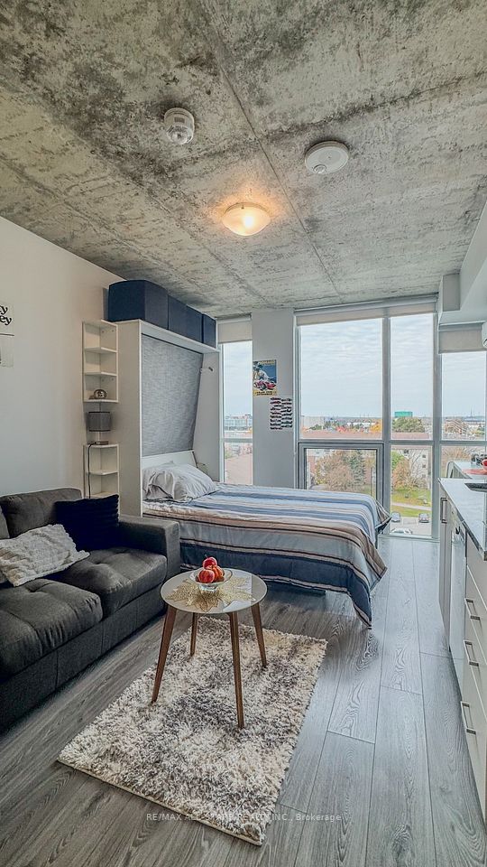 1900 Simcoe Street N 727, Oshawa, ON L1G 4Y3 6