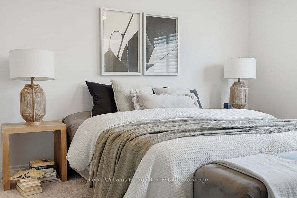2013 Verne Bowen Street, Oshawa, ON L1L 0S1 24