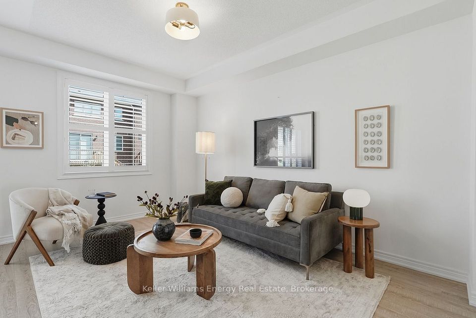 2013 Verne Bowen Street, Oshawa, ON L1L 0S1 10
