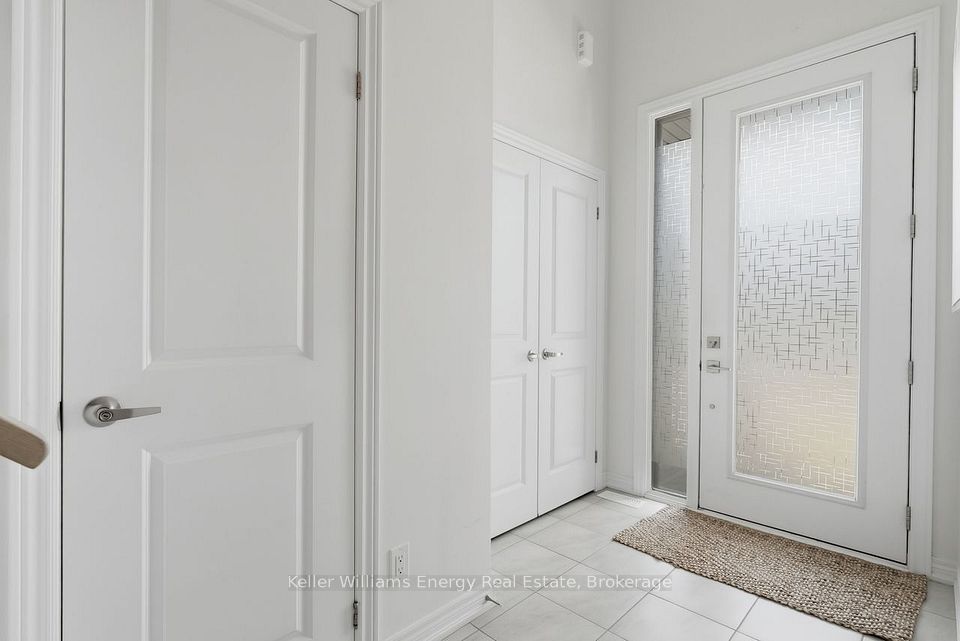2013 Verne Bowen Street, Oshawa, ON L1L 0S1 4
