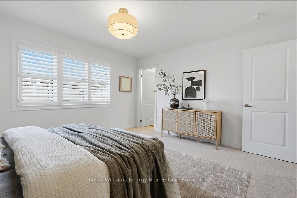 2013 Verne Bowen Street, Oshawa, ON L1L 0S1 25