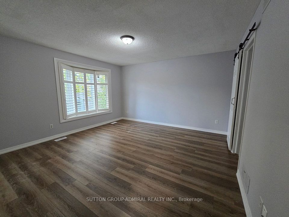 195 Ryerson Crescent Main Flr, Oshawa, ON L1G 8A8 4