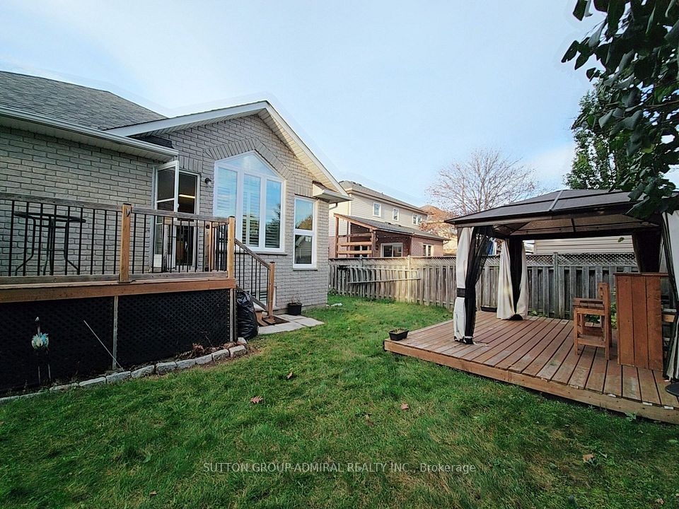 195 Ryerson Crescent Main Flr, Oshawa, ON L1G 8A8 16