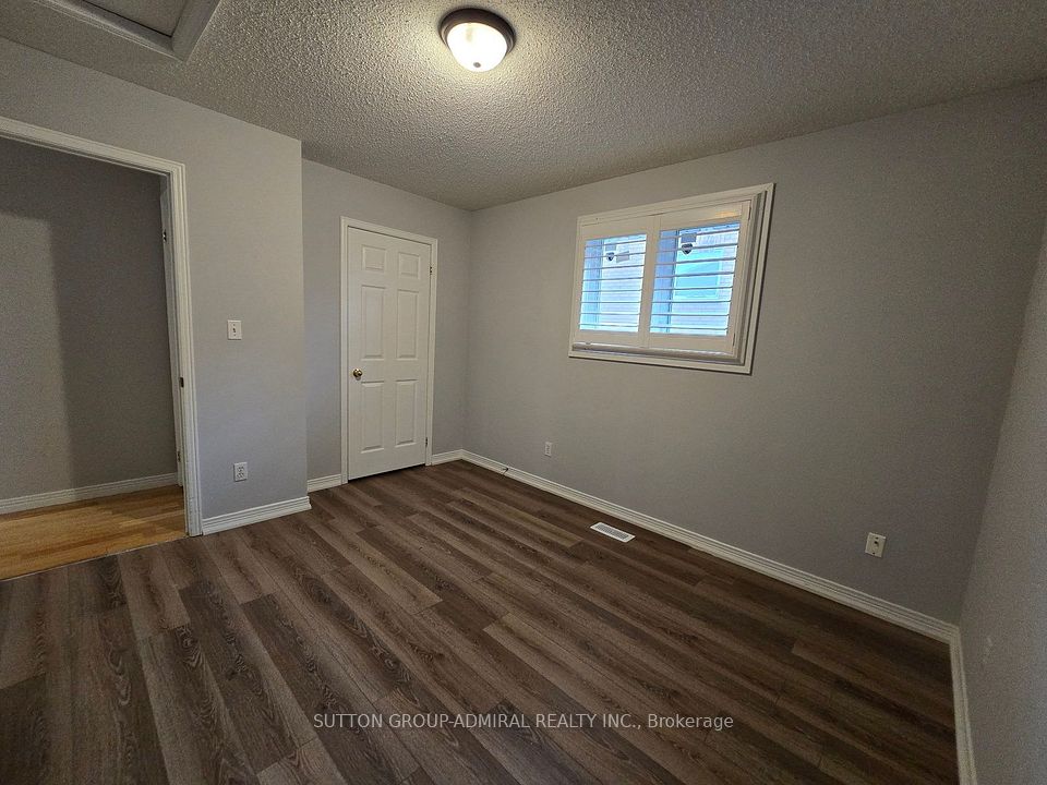 195 Ryerson Crescent Main Flr, Oshawa, ON L1G 8A8 10