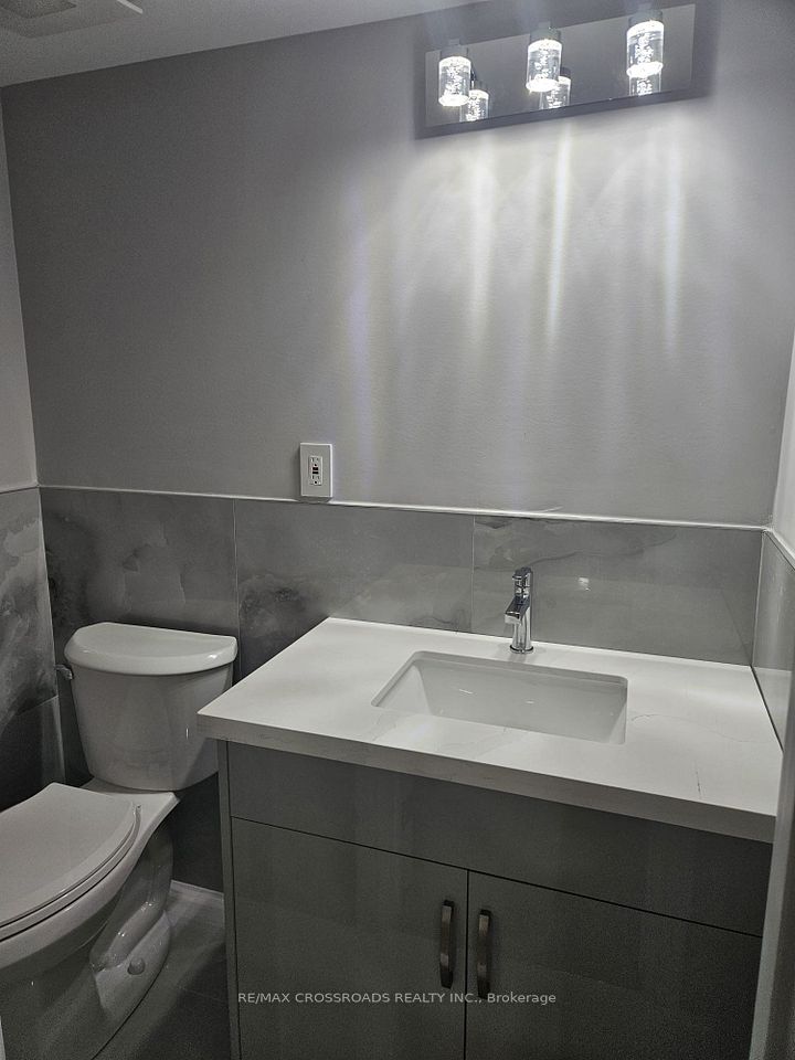 1291 Apollo Street, Oshawa, ON L1K 3E7 13