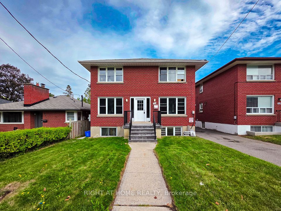 385 Mary Street N UpperFloor, Oshawa, ON L1G 5C9 2
