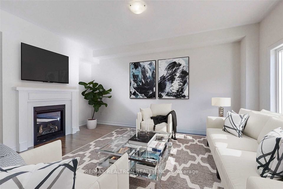 376 Danny Wheeler Boulevard, Georgina, ON L4P 1J5 at 376 Danny Wheeler Boulevard, Georgina, ON L4P 1J5, Georgina, ON, L4P 1J5