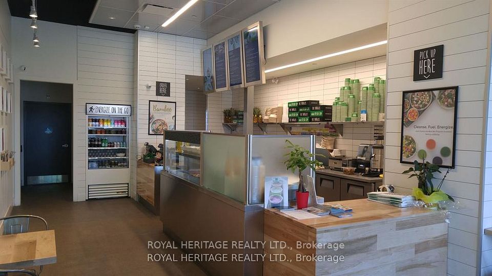 239 Earl Stewart Drive E 3, Aurora, ON L4G 7Y3