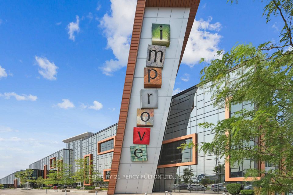 7250 Keele Street 262, Vaughan, ON L4K 1Z8