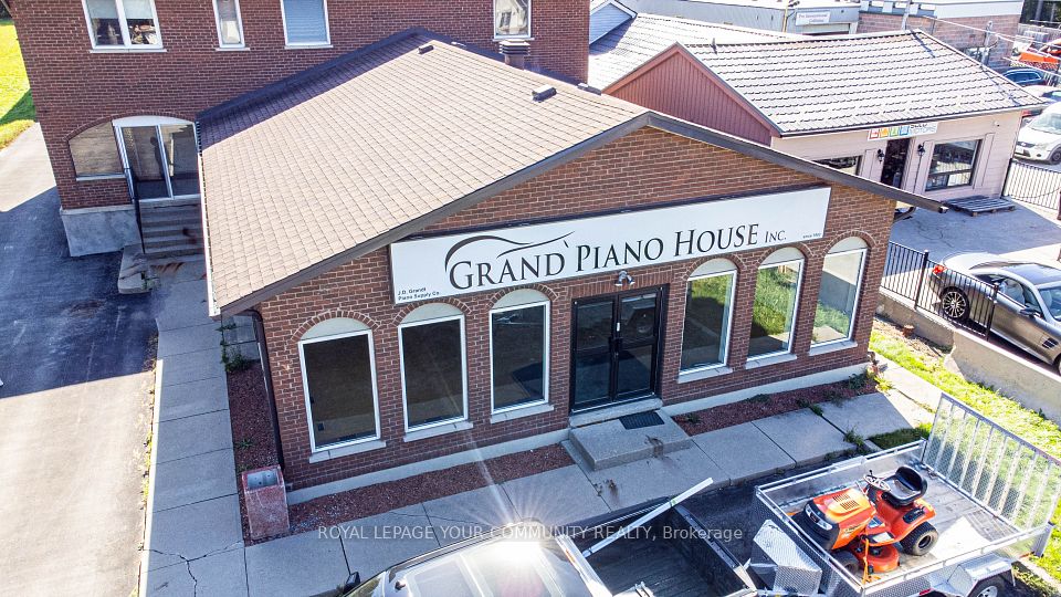 181 King Road, Richmond Hill, ON L4E 2W1