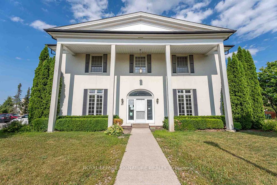 83 Dawson Manor Boulevard, Newmarket, ON L3X 2H5