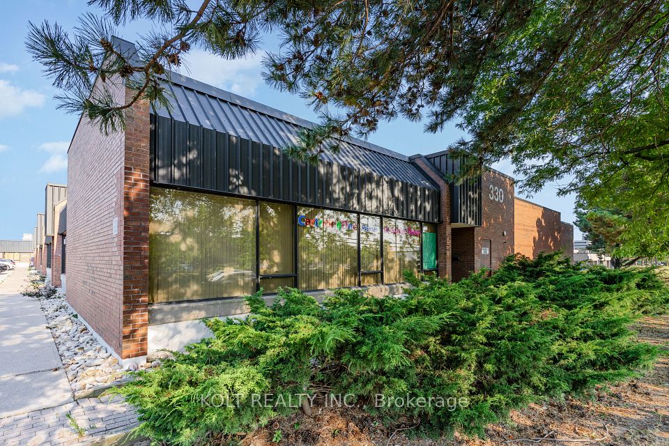 330 Esna Park Drive 37, Markham, ON L3R 1H3