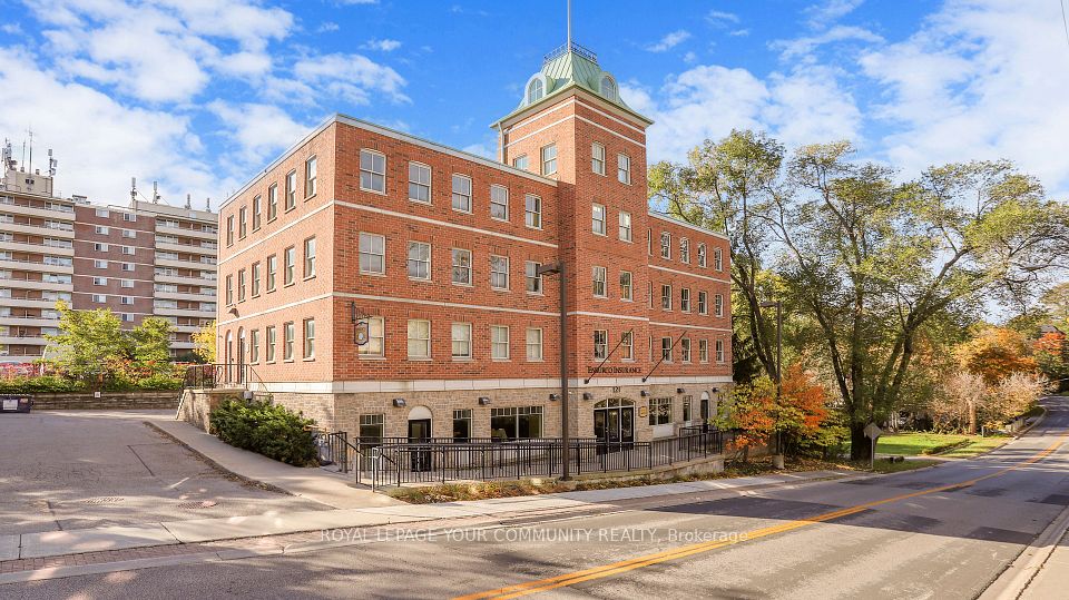 121 Robinson Street, Markham, ON L3P 1P2